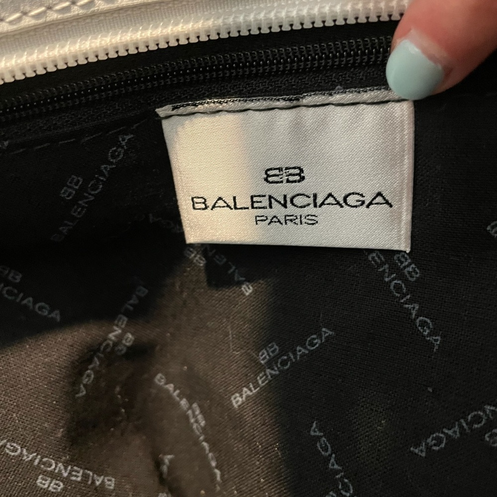 Balenciaga monogram tote - Picture 6 of 9